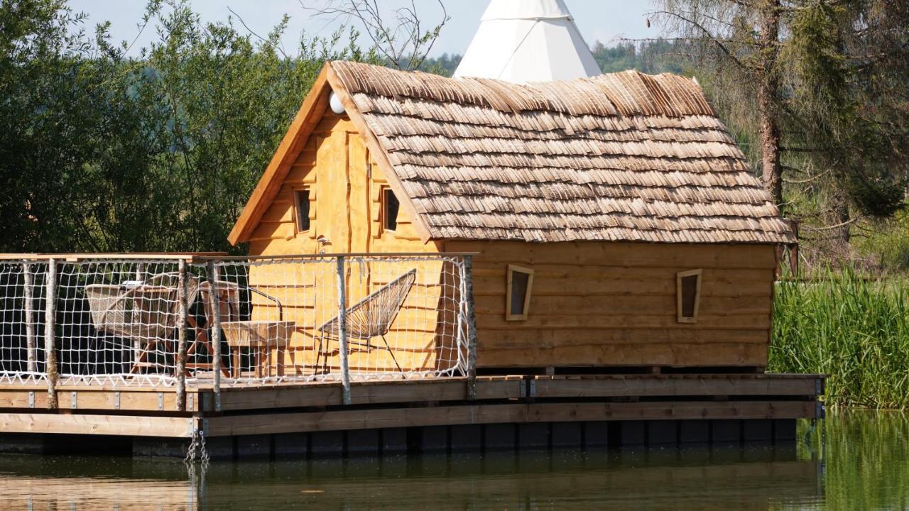 Les Cabanes Flottantes Givrauval Εξωτερικό φωτογραφία