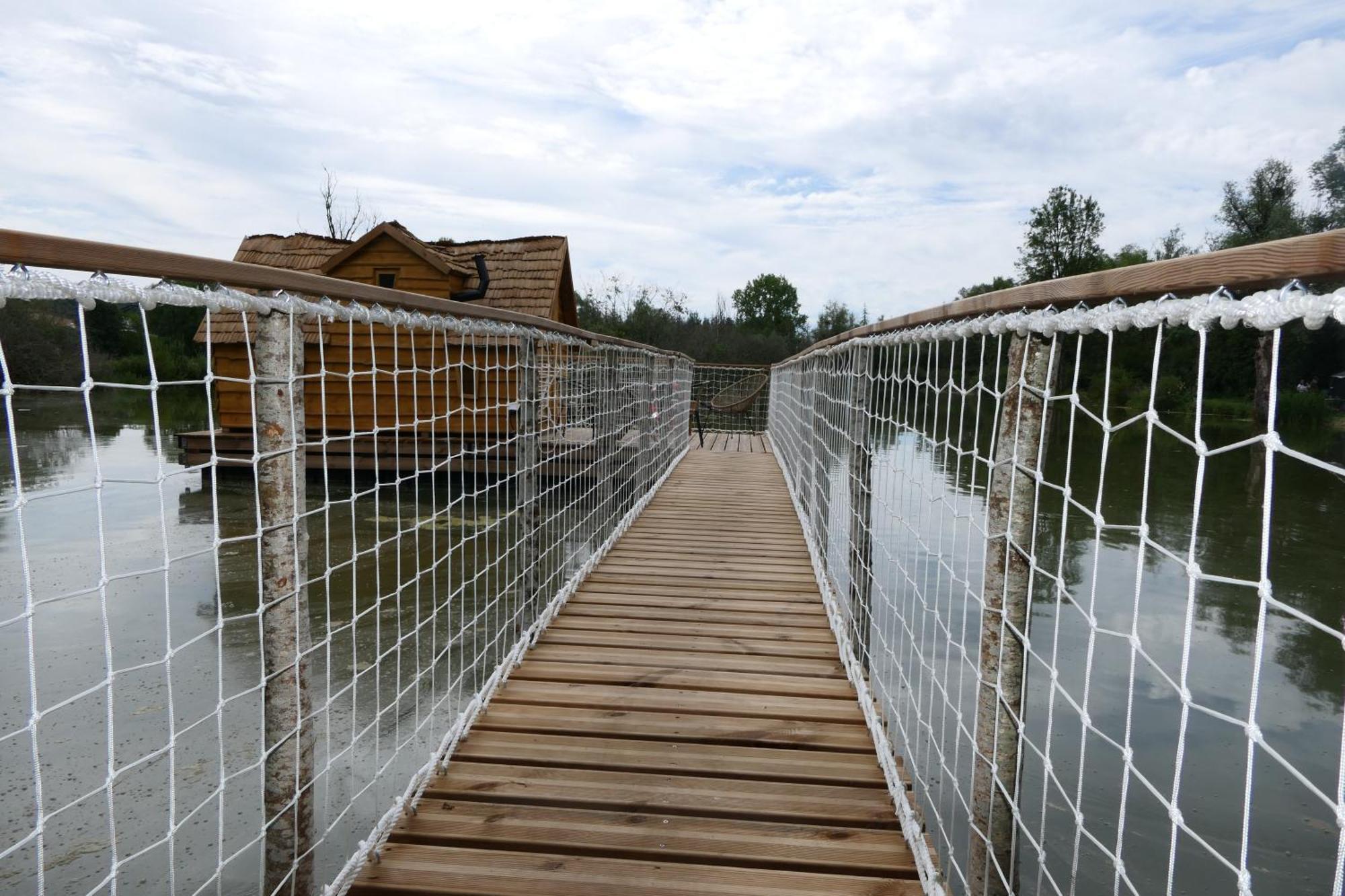 Les Cabanes Flottantes Givrauval Εξωτερικό φωτογραφία