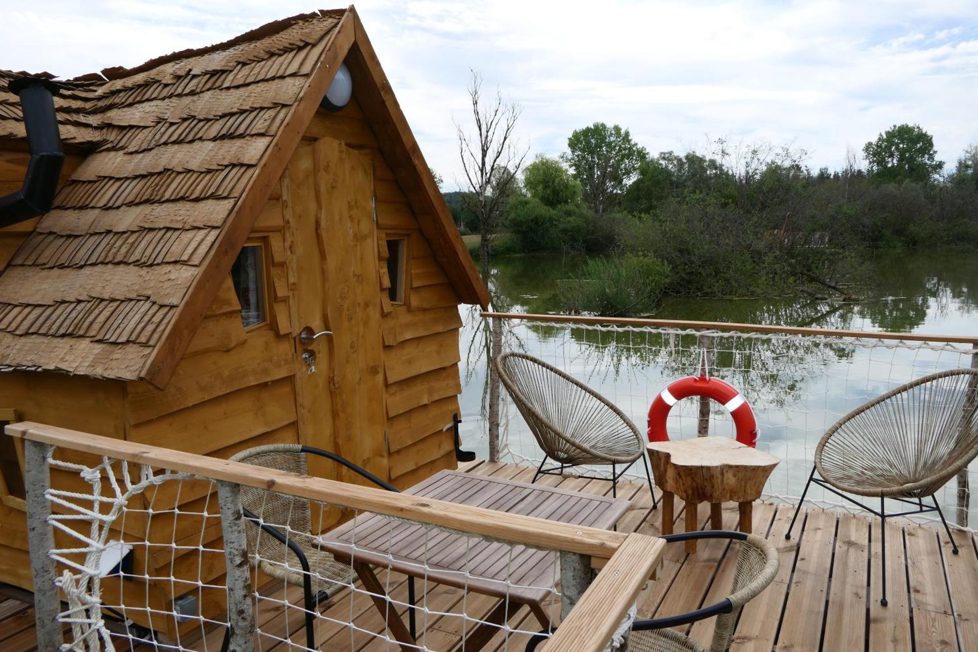 Les Cabanes Flottantes Givrauval Εξωτερικό φωτογραφία