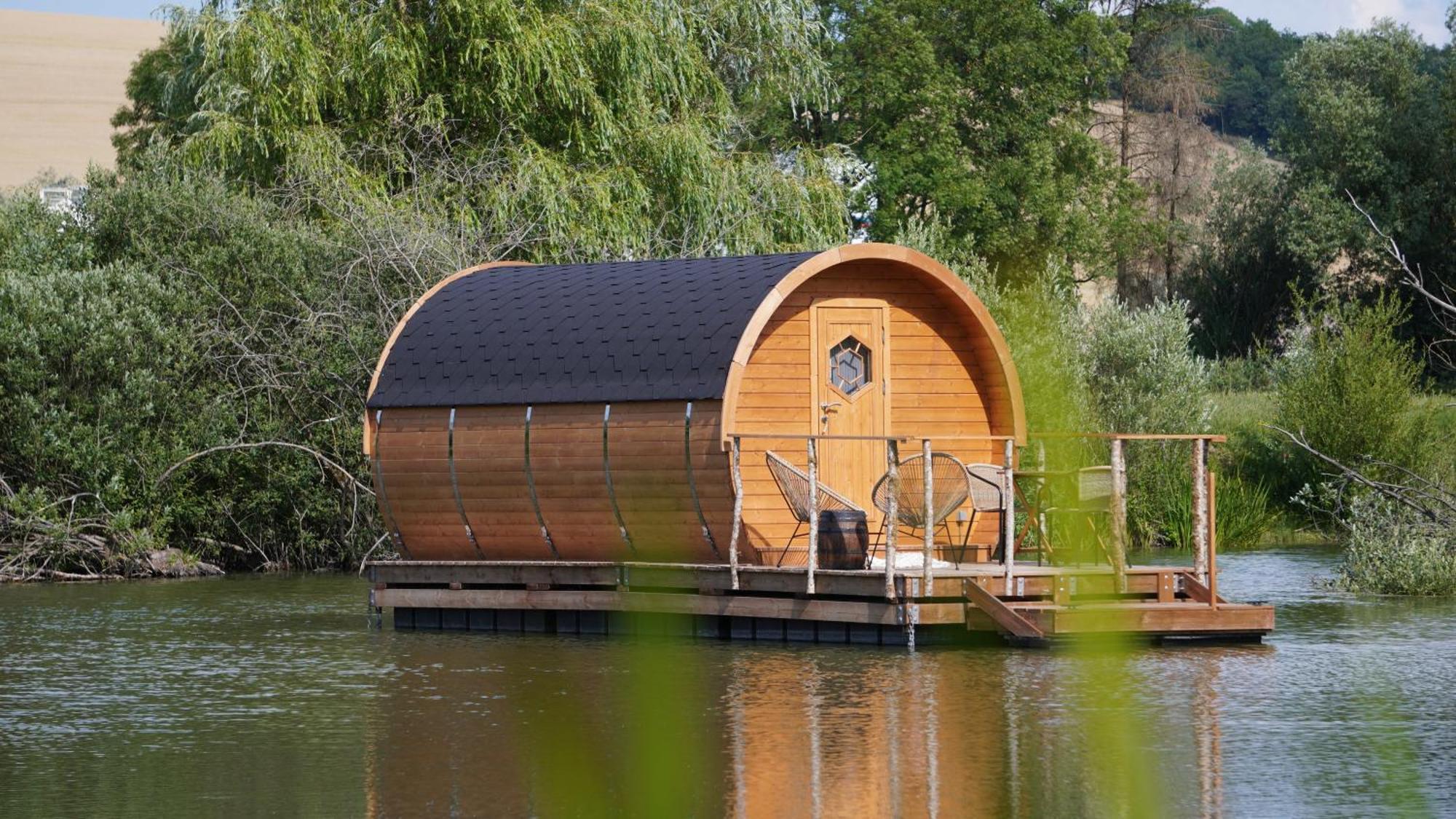 Les Cabanes Flottantes Givrauval Εξωτερικό φωτογραφία