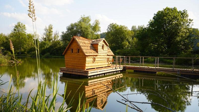 Les Cabanes Flottantes Givrauval Εξωτερικό φωτογραφία